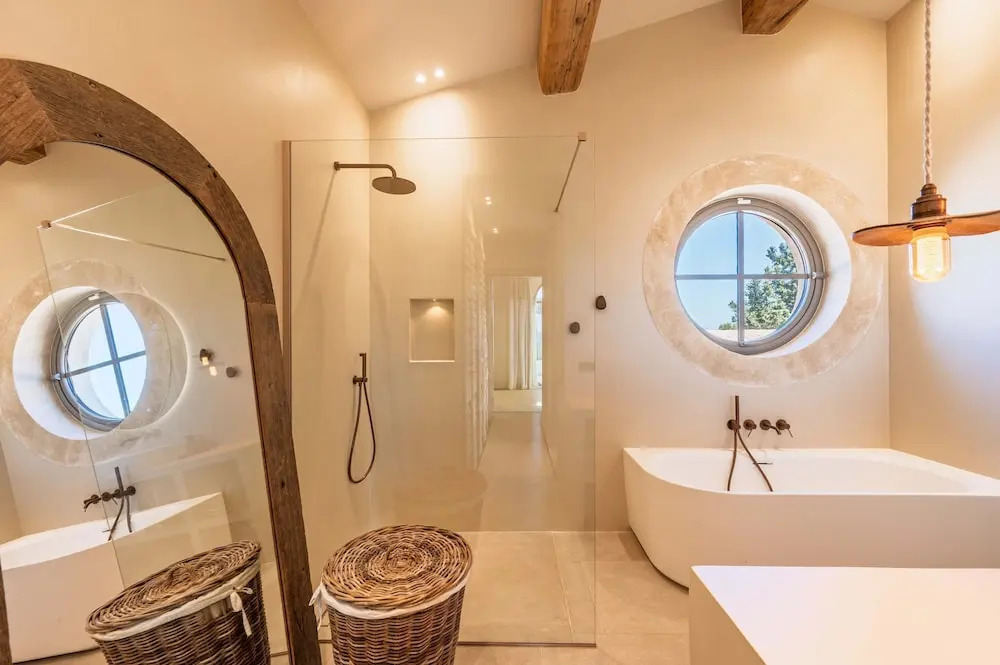 Villa Lovea in Saint-r My-de-provence