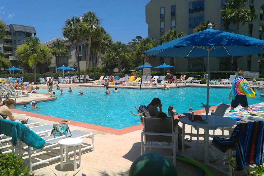 Shorewood Oceanfront - 2 & 3 Bedroom Villas