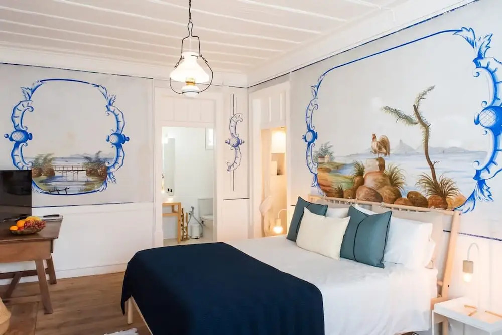 Luxury Building With Rooftop in Central Ericeira
