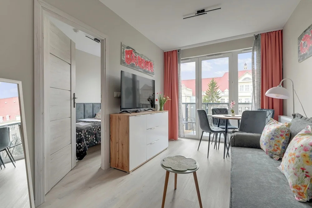Mostek 2101 PinkGray by Grand Apartments