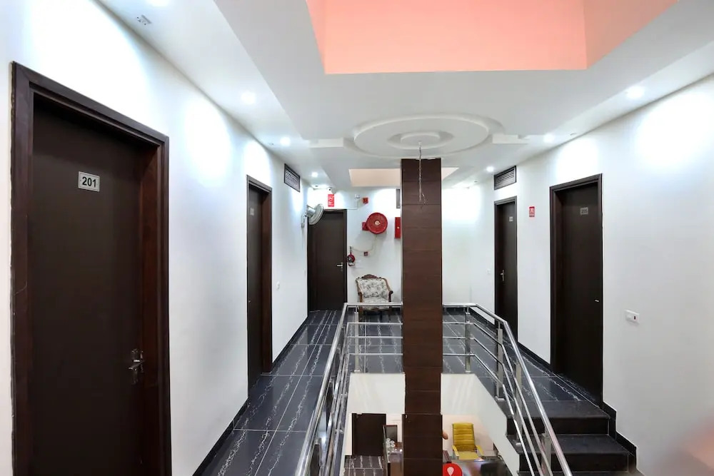 Hotel The 13een