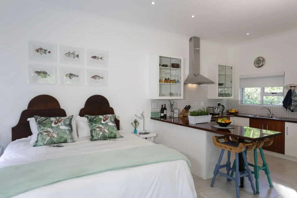 Waterland Lodge