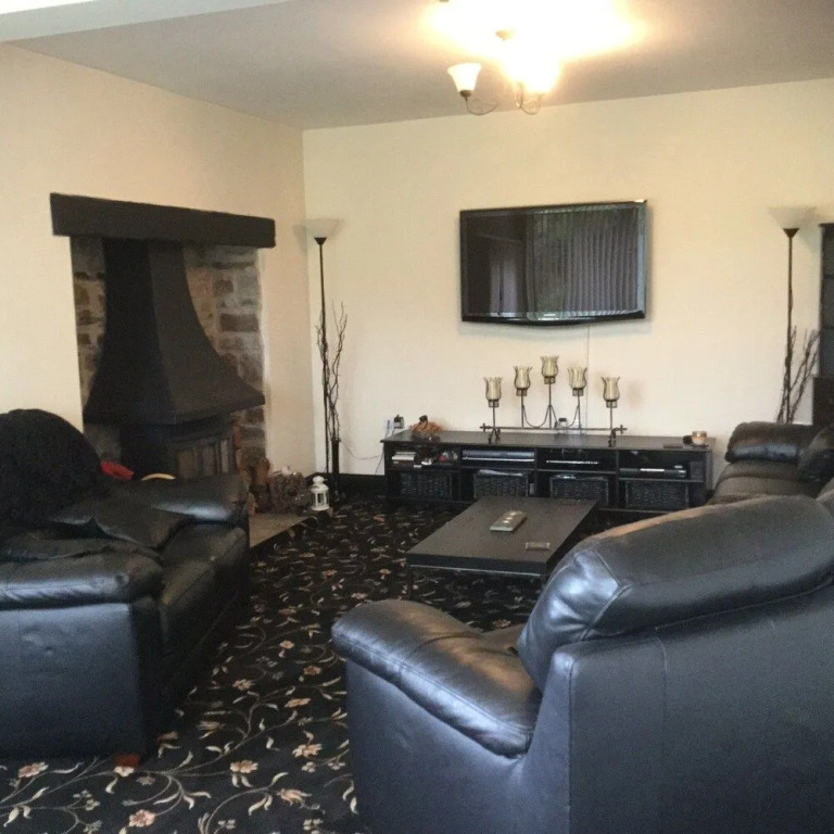 Pen-y-Bont Guest House