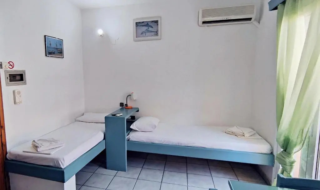 Fouli Studios & Apartments