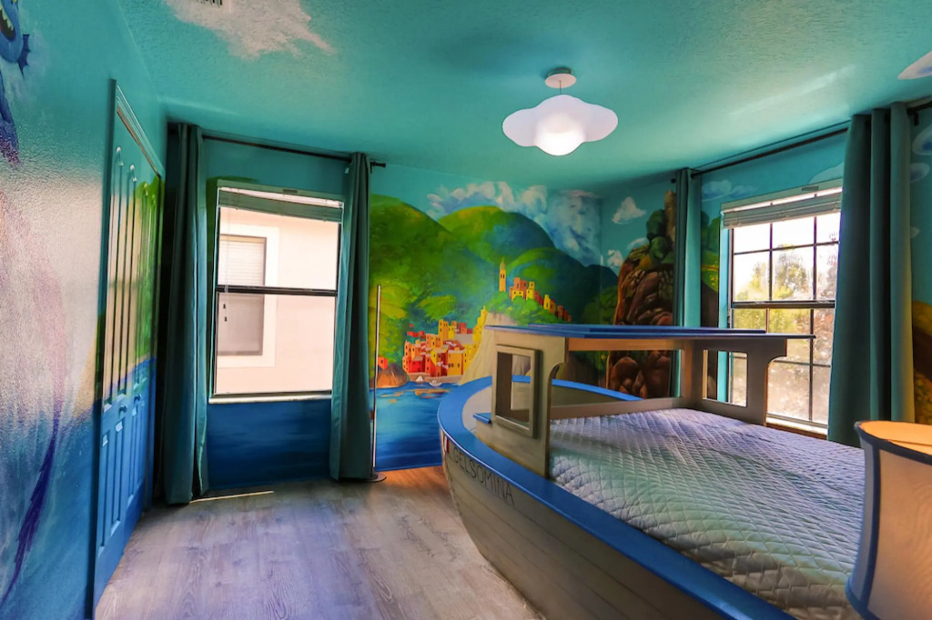 Pixar Paradise Pool & Spa Sleeps 20 Near Disney