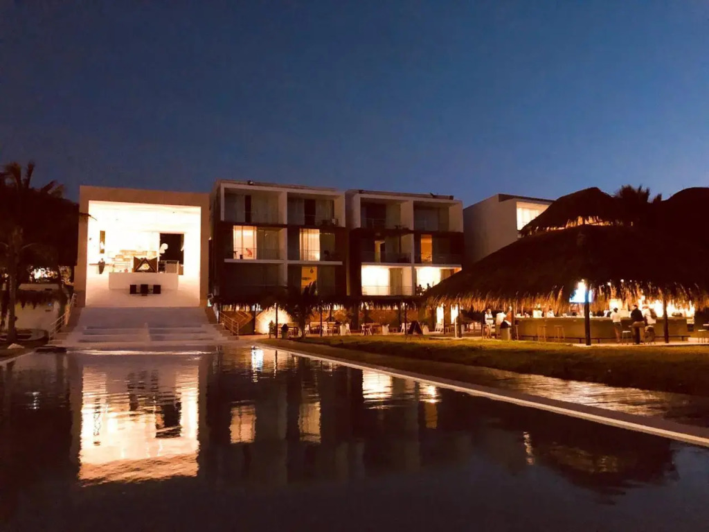 qema Mancora