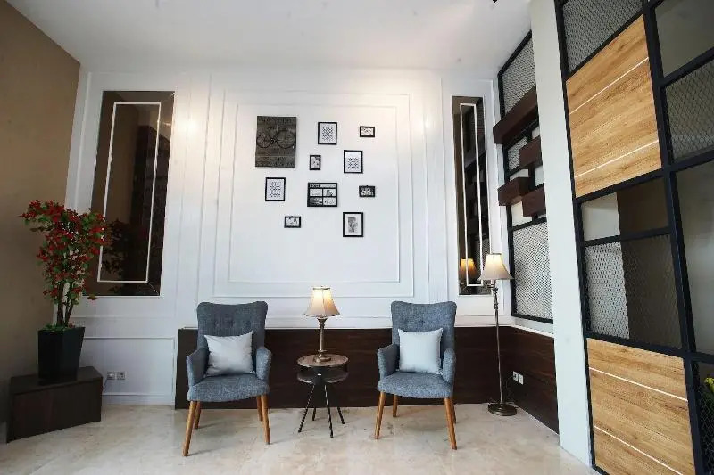 Triizz Hotel Semarang