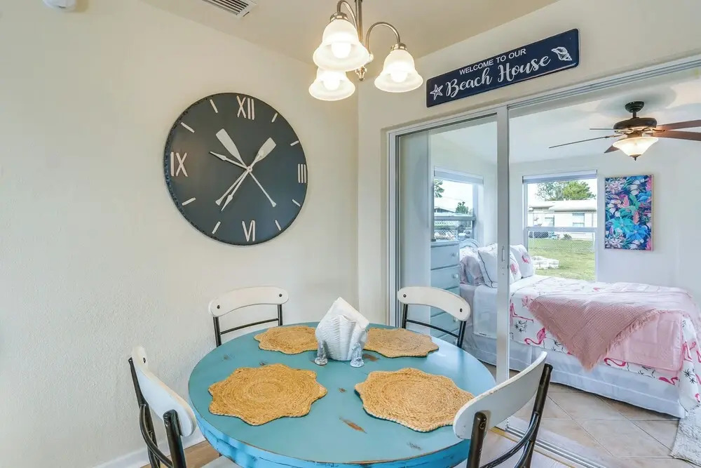 4 Mi to Beach: Charming Port Charlotte Home!