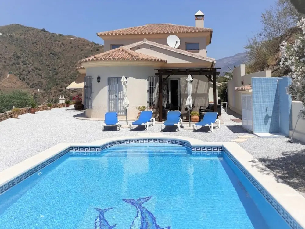 Gorgeous Villa in Arenas Spain With Private Swimming Pool