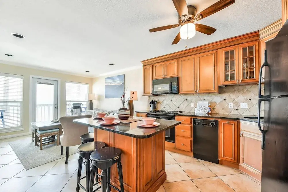 Seascape 1108 in Galveston