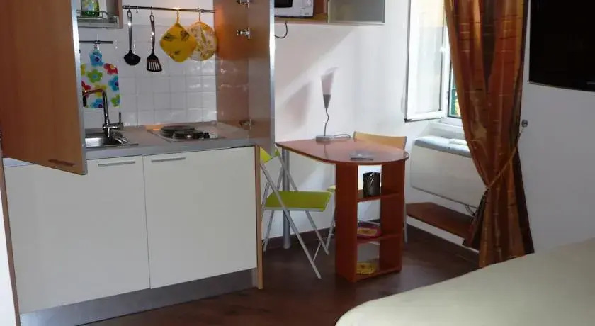 Doria Suites