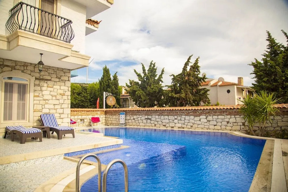 Aymesev Tas Otel