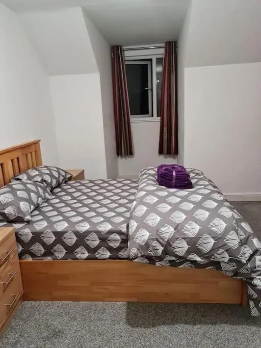 Impeccable 4-bed House Near Manchester City Centre