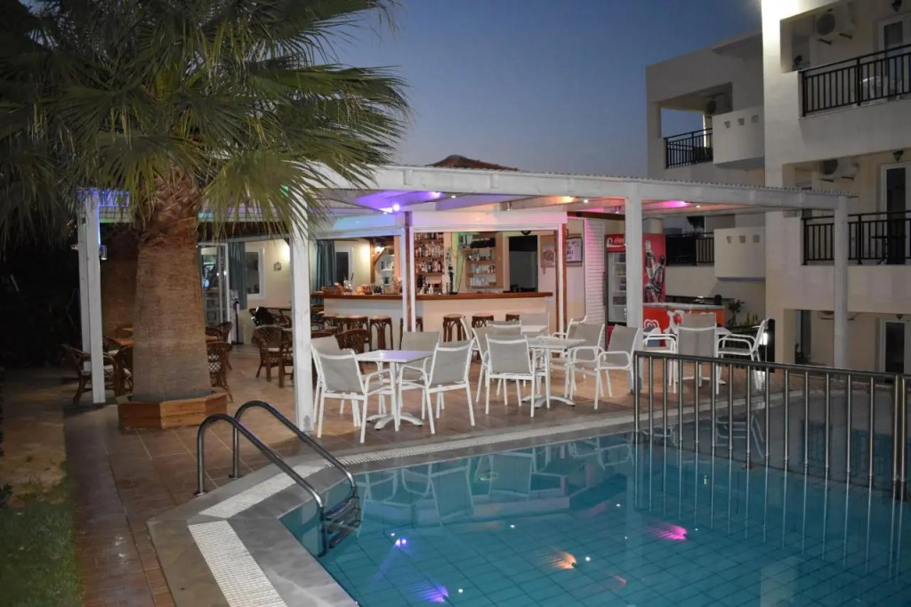 Sunshine Hotel Malia