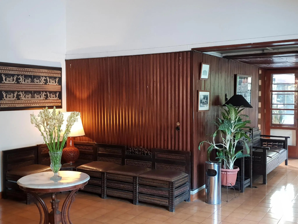 Hotel Bumi Asih Gedung Sate Bandung