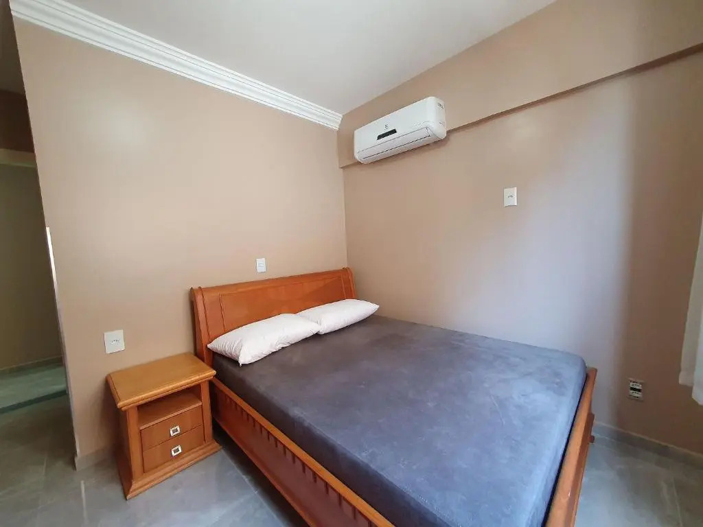 Apartamento com 2 dormitórios com vista para o mar