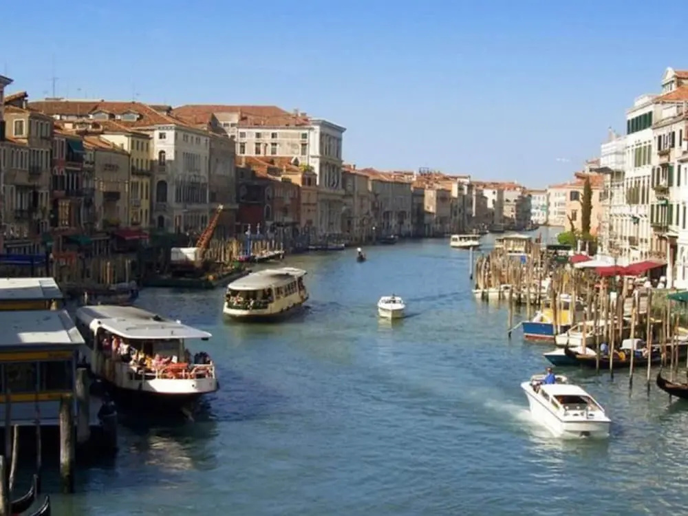 Graceful Apartment in Venice near Public Swimming Pool
