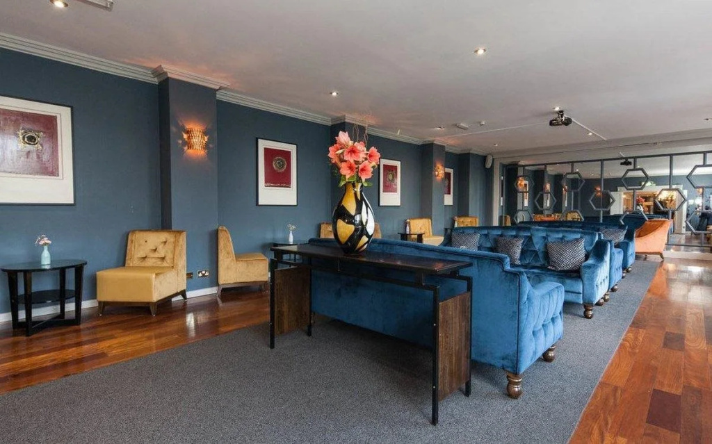 The Sandymount Hotel