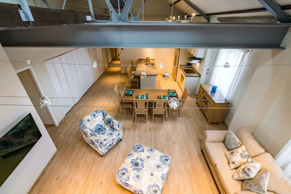 The Yellow Penthouse
