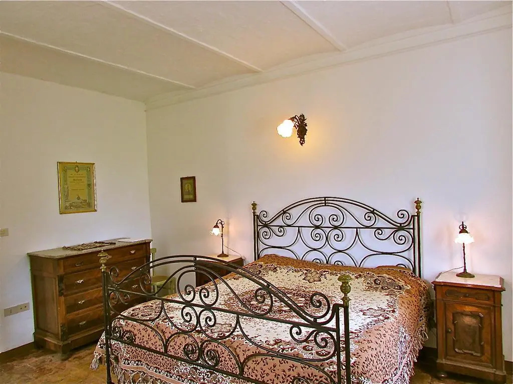 Agriturismo "Borgo Madonna degli Angeli" - charming cottages in the gardens