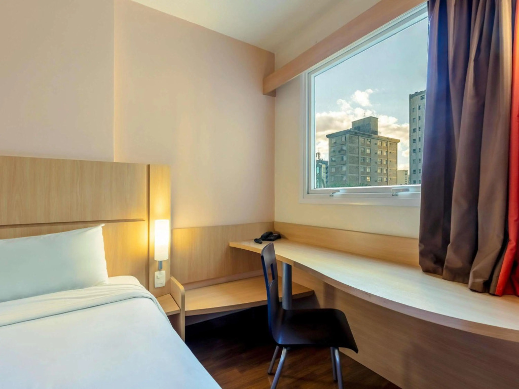 ibis BH Afonso Pena Savassi