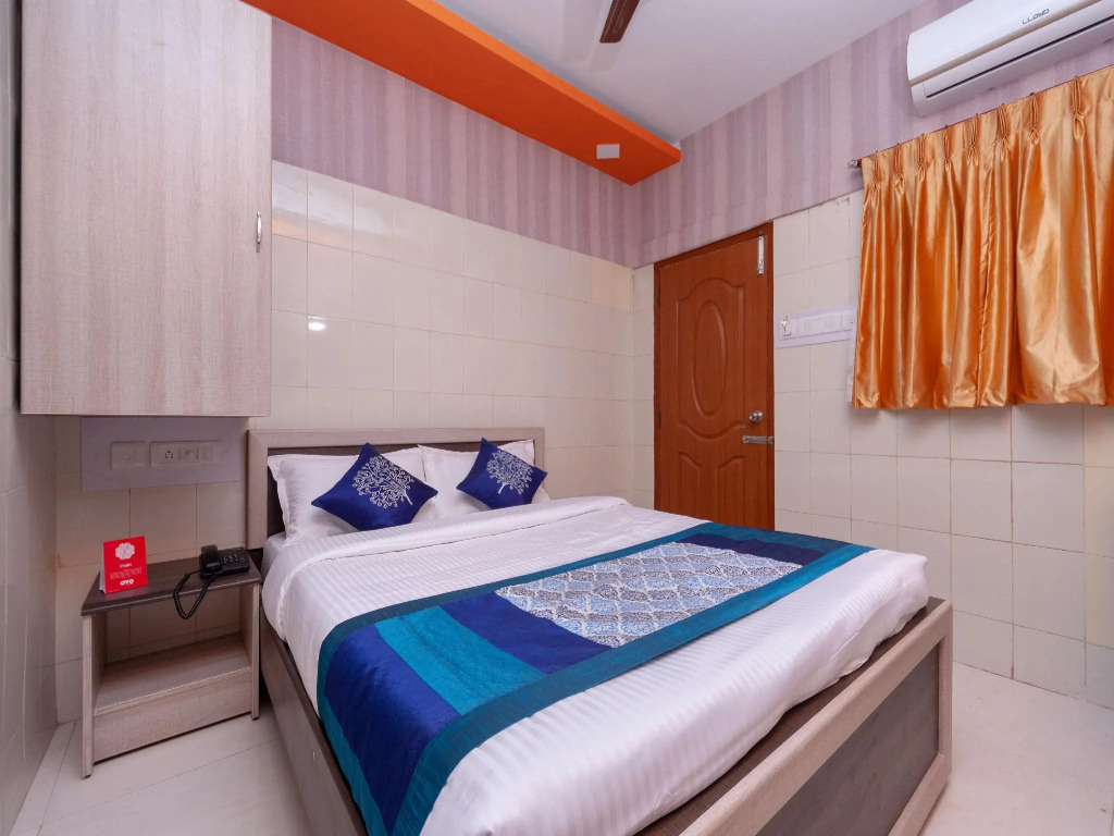 OYO 16596 Akash Inn Elite