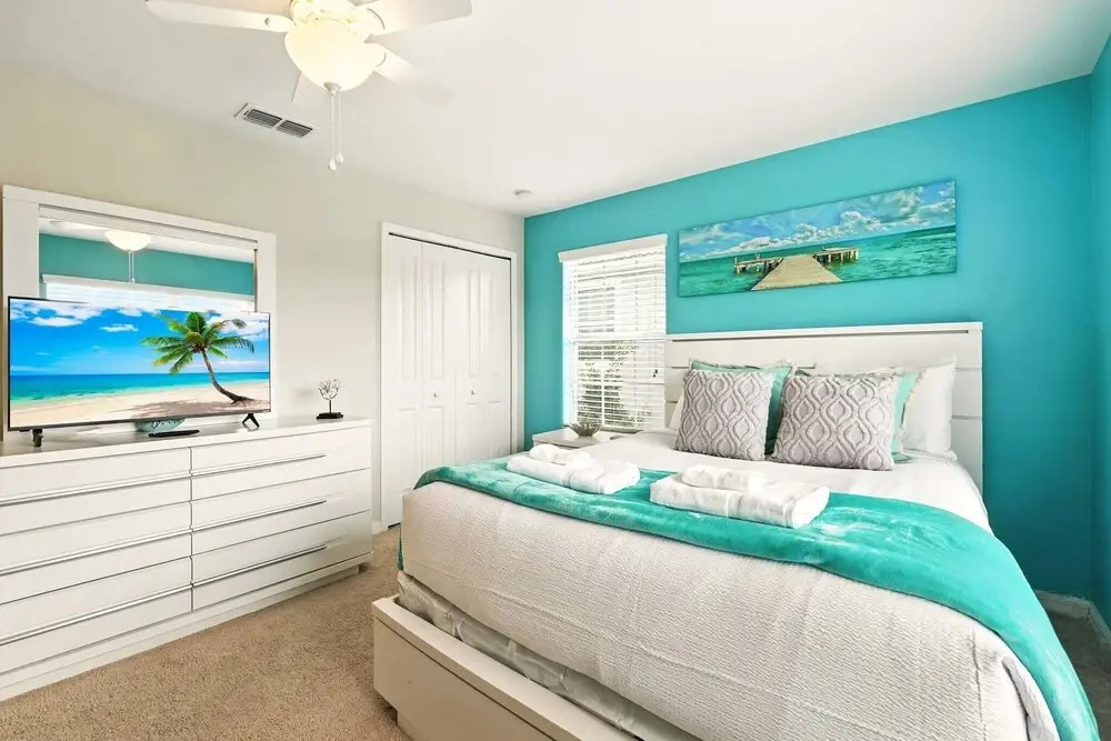 Vibrant 5BR Family Retreat in Storey Lake!