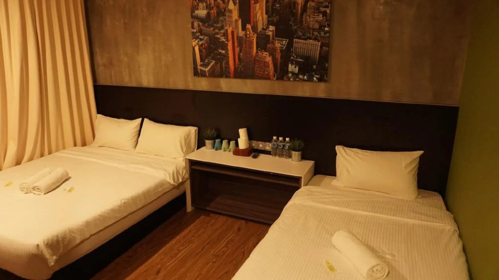 Monaco Boutique Hotel Kampung Air