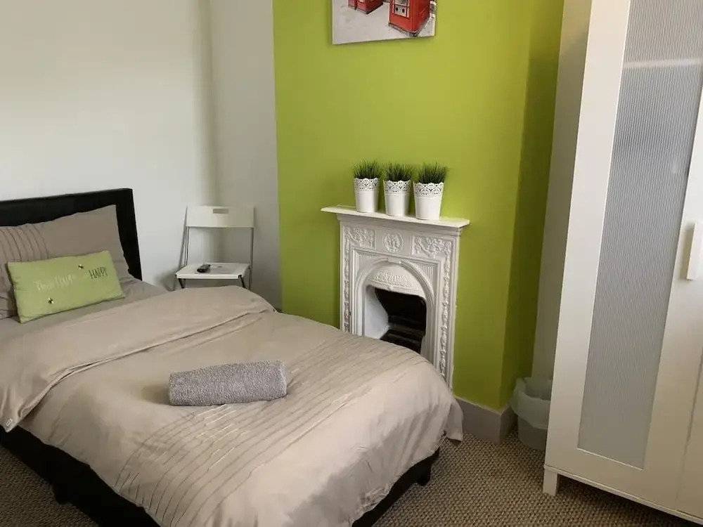 Fuller Rooms