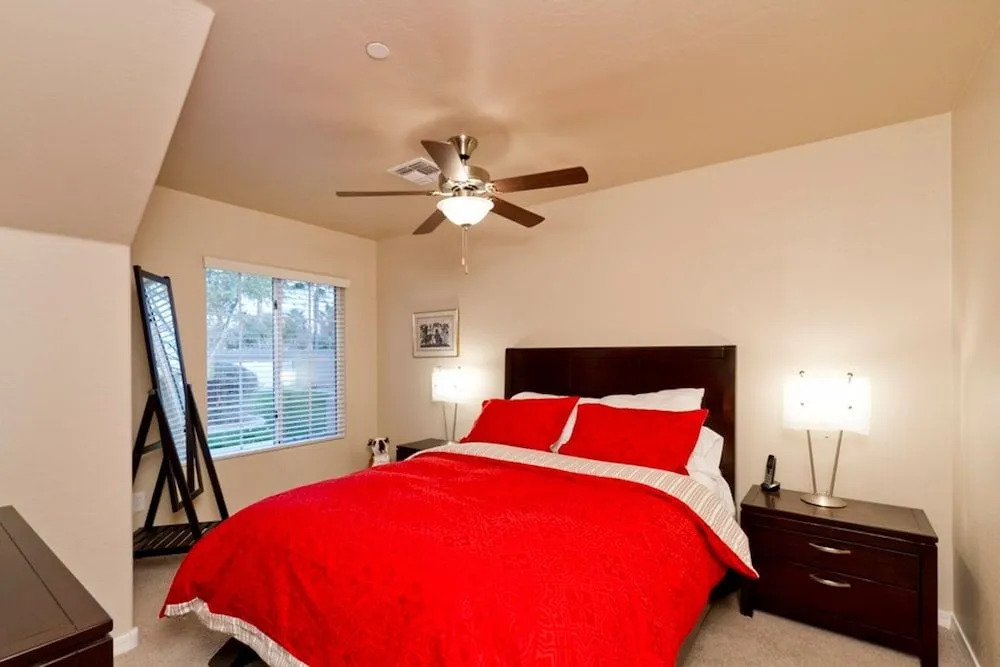 Some Kind of Wonderful 3 BR by Casago