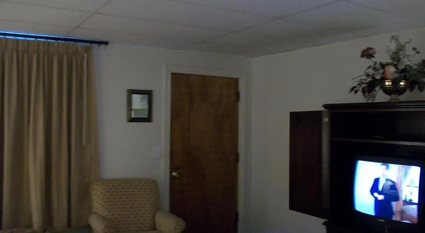 Clarysville Motel