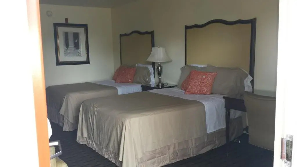 Serena Inn
