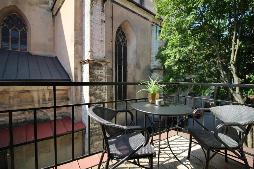 Tallinn City Apartments 2 bedroom & 2 bathroom luxury property with balcony in Old Town