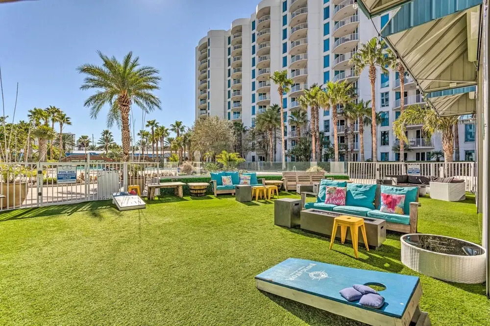 Modern Resort Condo With Balcony - Walk to Beach!