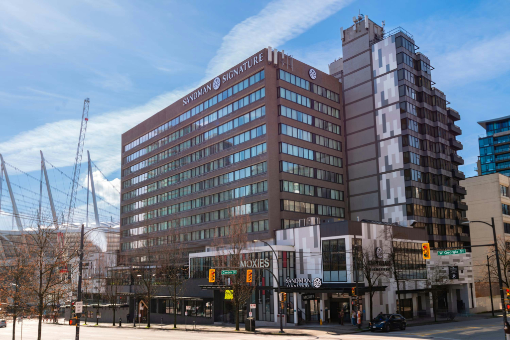 Sandman Signature Vancouver Downtown Hotel