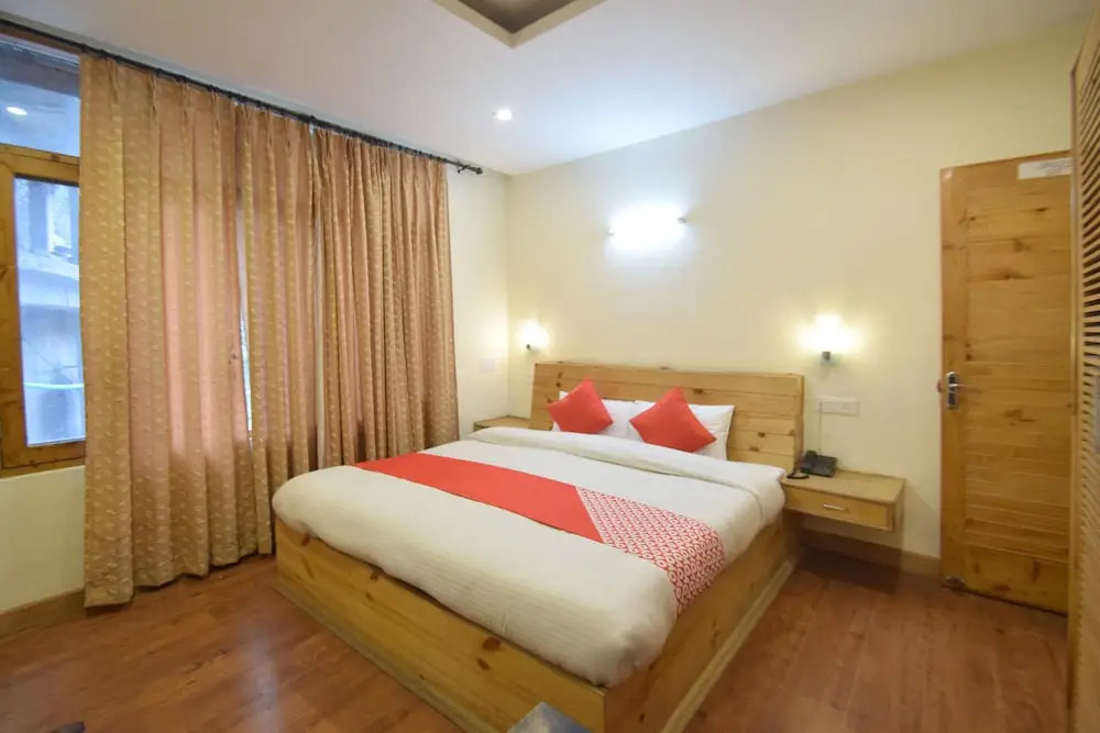 OYO 10636 Hotel The Himalayan Bliss