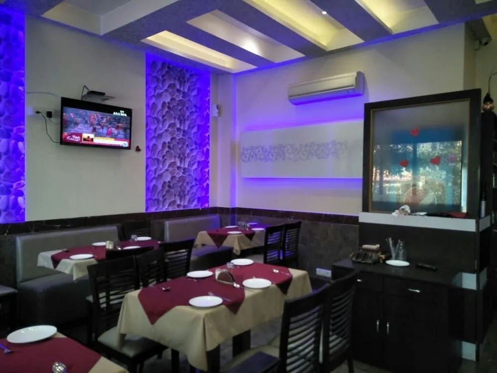 Hotel Shambuji