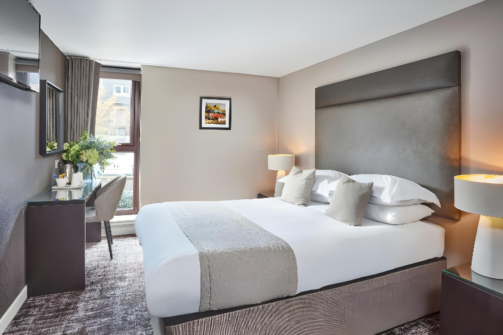 The Ranald Hotel