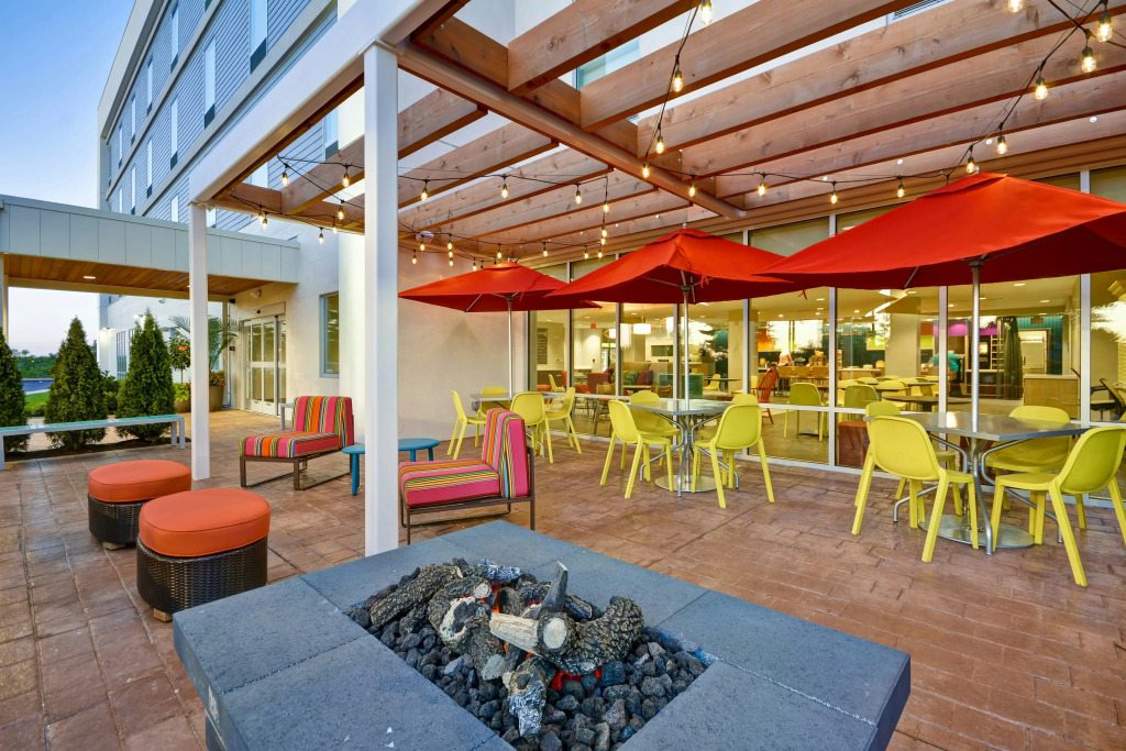 Home2 Suites by Hilton Queensbury Lake George