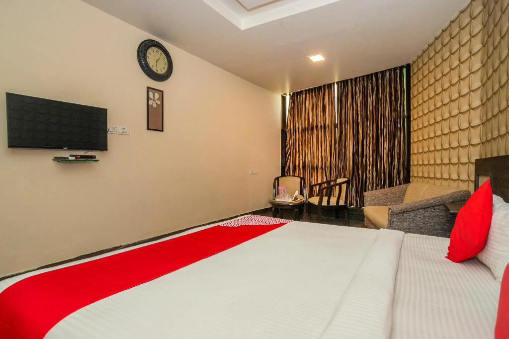 Collection O 5898 Checkin Regency
