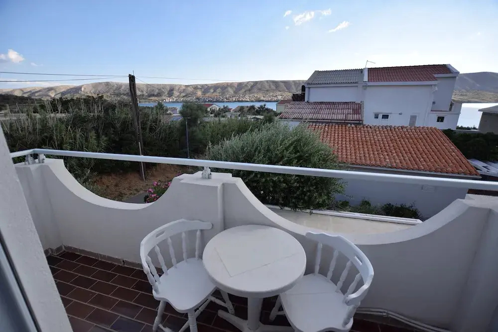 Nice Apartment With Balcony and Sea View, Outdoor Kitchen for use
