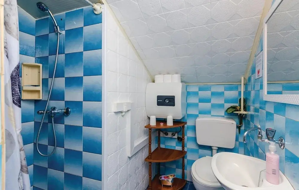 Stunning Home in Gruda With Wifi and 3 Bedrooms