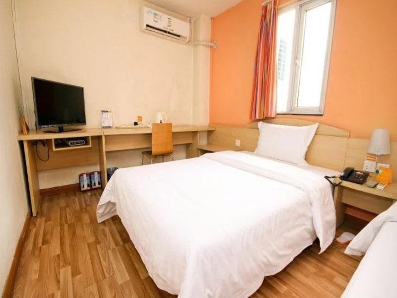 7 Days Inn Xian Jin Hua Road Tong Hua Gate Subway Station