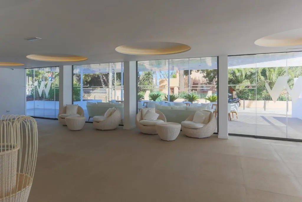 Sunrise Suites
