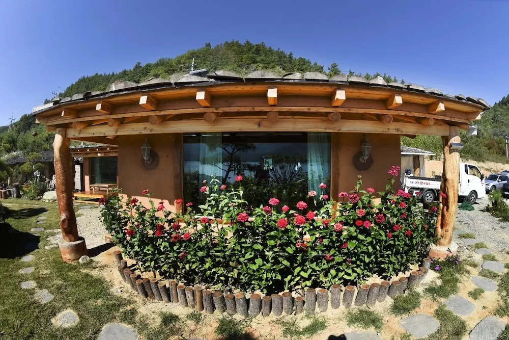 Jinan Todam Pension