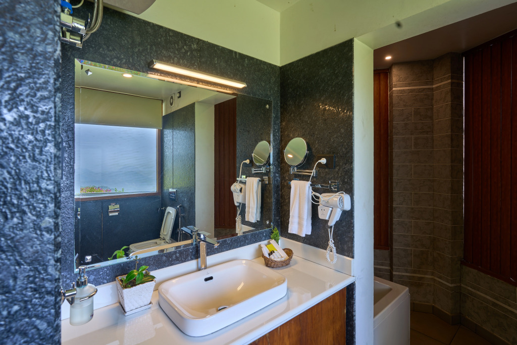 Haze and Kites Resort Munnar