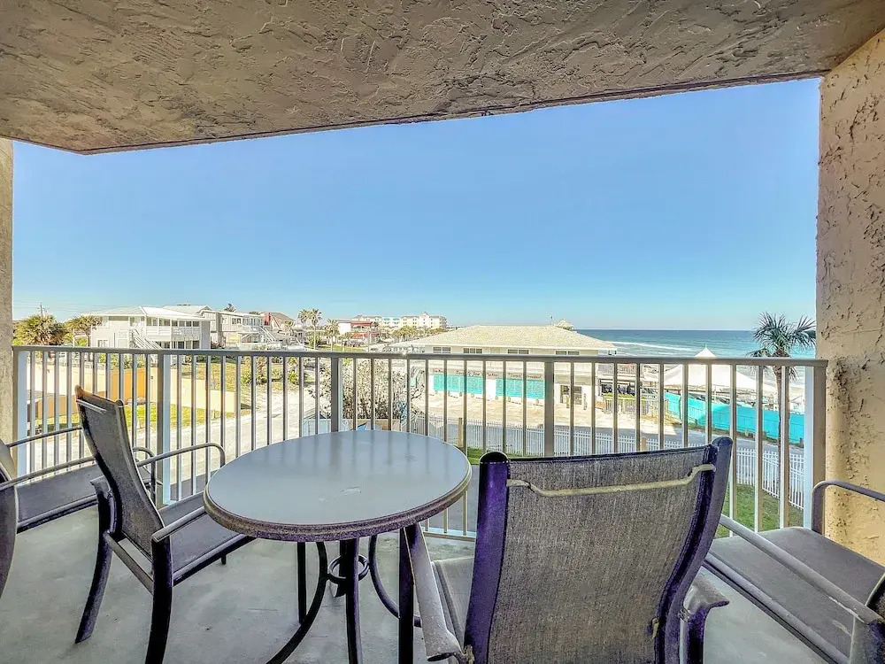 Oceania Beach Club 307