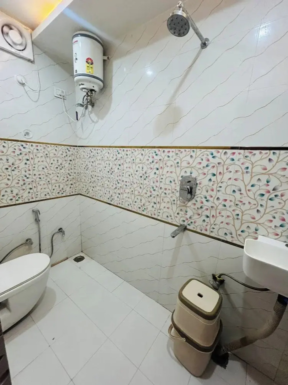 Divya darshan stay, 150m from Ram janam bhoomi ayodhya