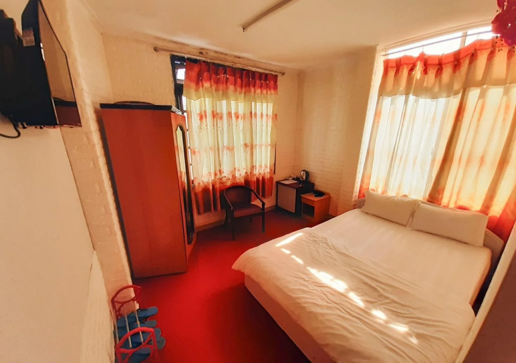 Rain Star Hotel