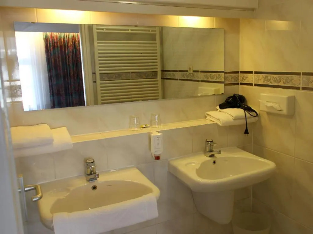 Square Boutique Hotel & Brasserie